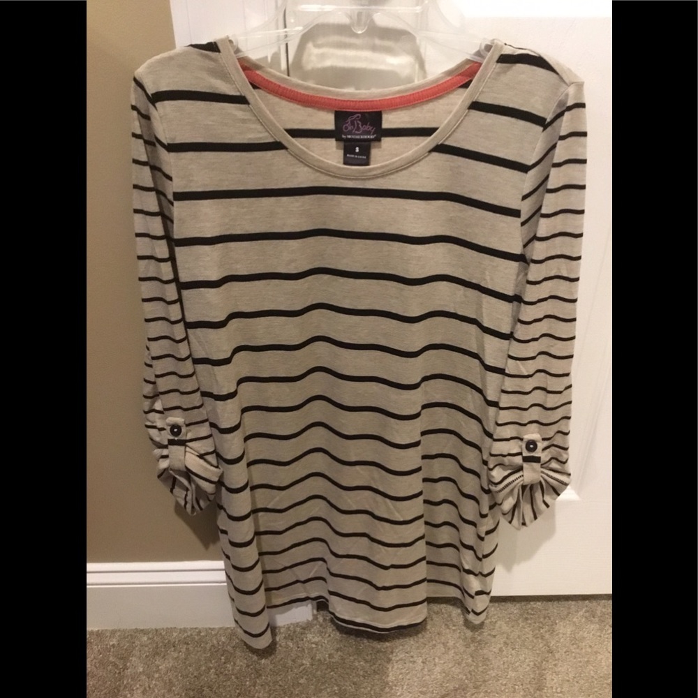 Maternity lightweight sweater